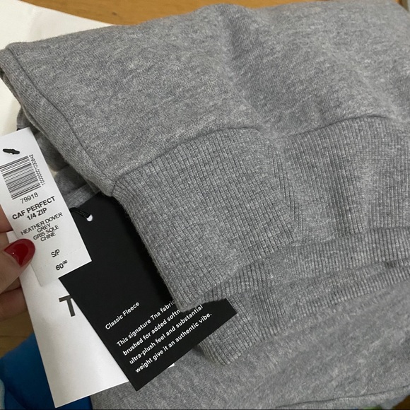 Aritzia TNA cozyaf perfect 1/4 sweatshirt -SOLD - Picture 6 of 6